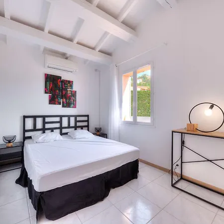 Vila Les Issambres, 5 Pieces, 8 Personnes - Fr-1-632-20 Les Issambres