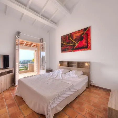 Vila Les Issambres, 5 Pieces, 8 Personnes - Fr-1-632-20